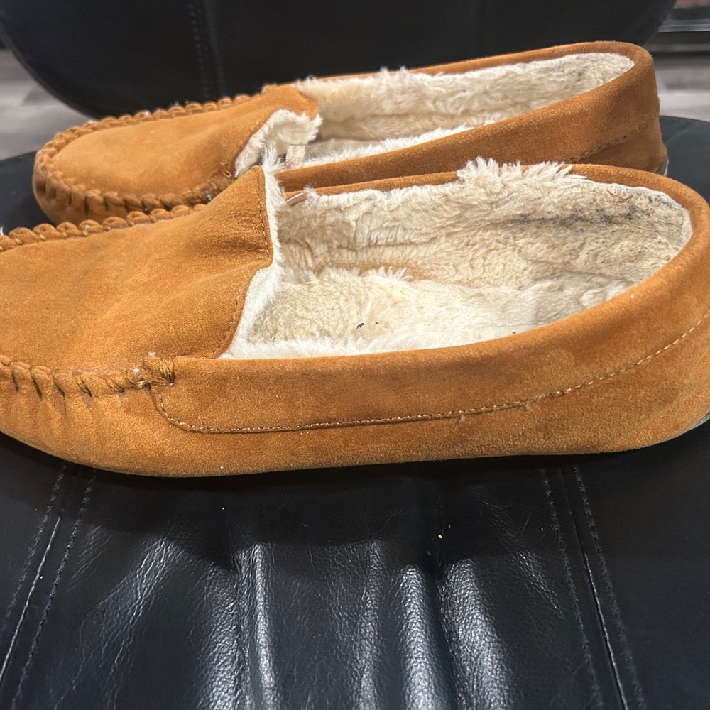 Women's Cozy Tan Suede Slippers